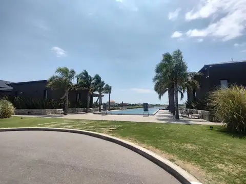 Casa al agua en  venta en El Naudir | VCO Propiedades