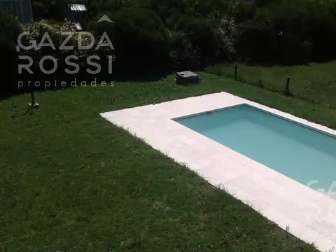 Excelente propiedad estilo moderno en Barrio Privado Don Joaquín, Canning