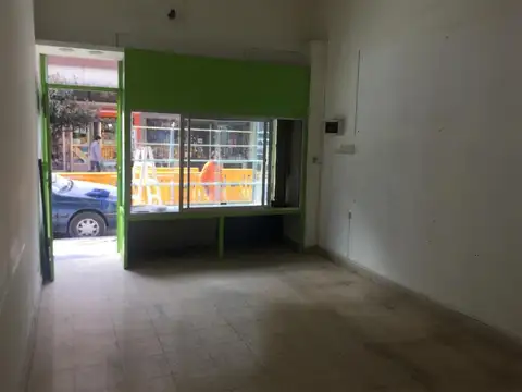 Local en Venta Via Pública