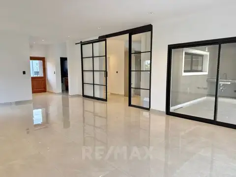 Leandro Niceforo Alem 3300