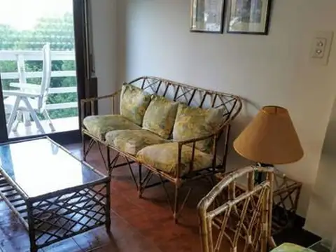 Departamento En Venta De 2 Dormitorios En Miramar