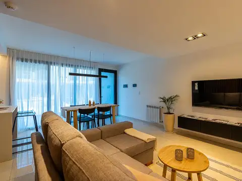 Casas 4 dormitorios con pileta y parrillero. Complejo Green by Fisherton