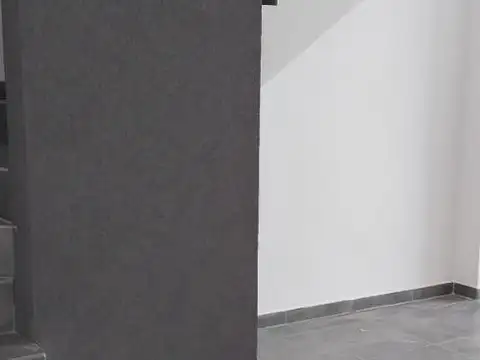  APTO CREDITO   DUPLEX A ESTR. 3 AMB, COCH Y JARDÍN