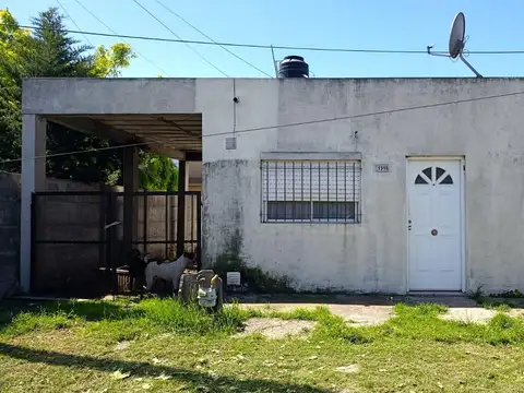 Casa en venta de 2 dormitorios en San Lorenzo