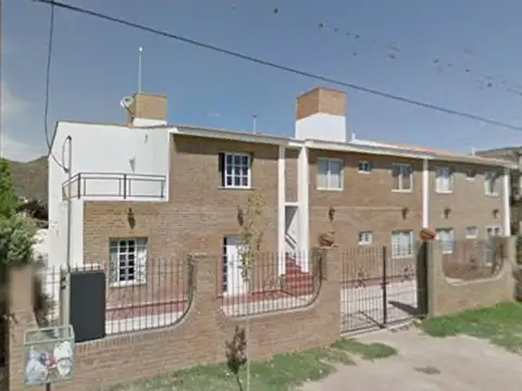 VENTA PH 2D PATIO COCH PLAYAS DE ORO CARLOS PAZ