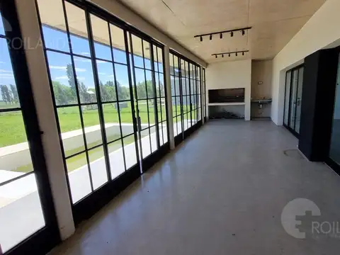 Casa en Alquiler de 3 dormitorios