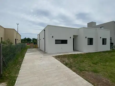 San Ramon, Pilar Del Este