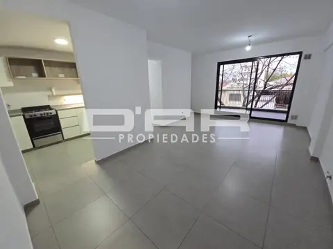 ALQUILER DEPTO 3 AMBIENTES CON BALCÓN Y 2 COCHERAS EN EDIFICIO CON AMENITIES