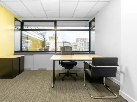 Acceso todo incluido a oficina profesional para 1 persona en BUENOS AIRES, American Express Retiro