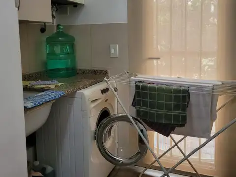 Alquiler  Anual Precio a Consultar ESCOBAR  CASA  5 dormitorios  Pileta Barrio Haras Santa María