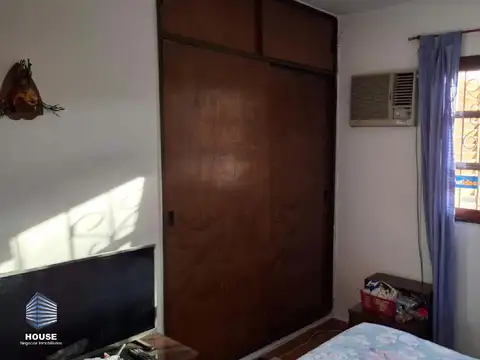 CASA DE 3 DORMITORIOS EN VENTA EN BARRIO ALTO VERDE