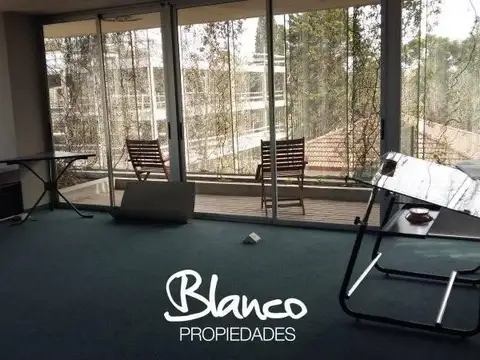 Oficina en Venta con 1 cochera