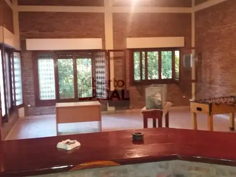 Casa 2 ambientes con 1 baño