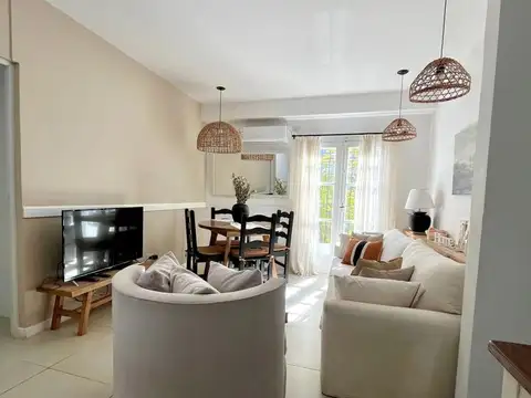 Avenida Díaz Vélez 4200