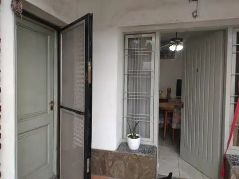 Casa en Venta en Ezpeleta Este, USD 55.000