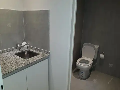 Oficina en Alquiler al Oeste