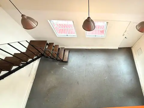 Oficina en Alquiler al Norte