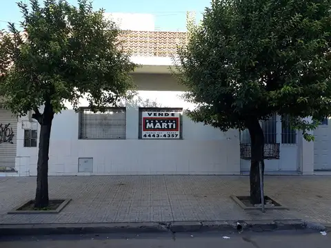 Departamento tipo casa en venta en San Justo