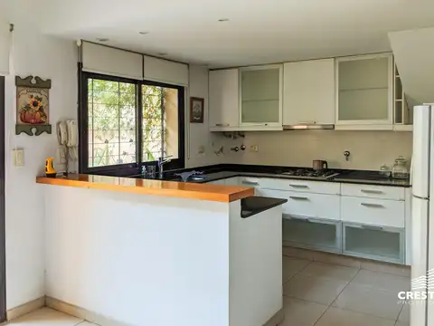 Casa en Venta con 1 cochera