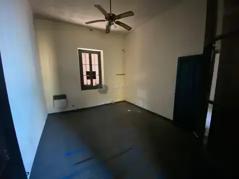 Local en Venta 40 años