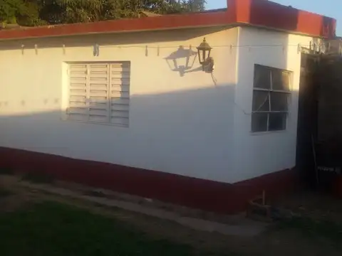 Casa en Venta en Barrio Parque Leloir, USD 70.000