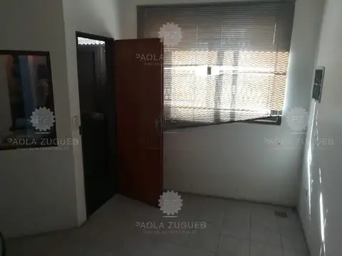 Galpon en Alquiler en Villa Dominico, $ 1