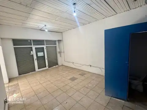 Local en Alquiler en Berazategui, $ 550.000