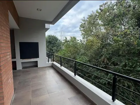 Departamento 4 ambientes con 2 baños