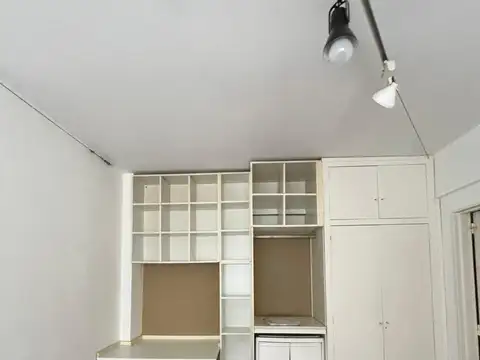 Monoambiente en venta en Olivos a 1 cuadra de Av. Maipú