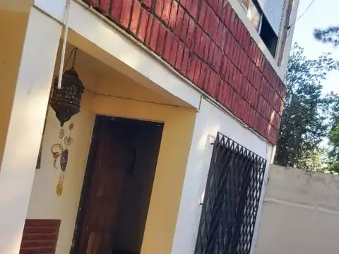 Casa 4 Ambientes En Alquiler Villa De Mayo