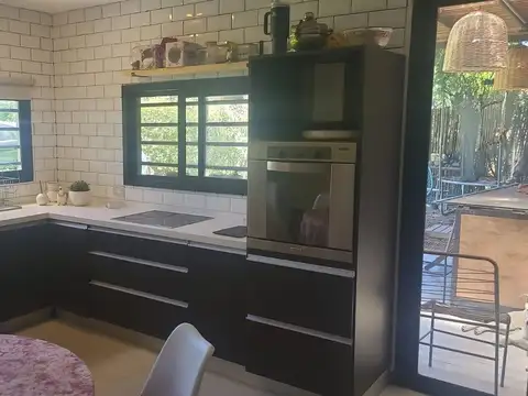 Quinta en Alquiler en Maquinista F Savio, USD 1.200