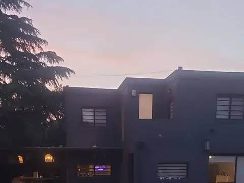 Quinta en Alquiler en Maquinista F Savio, USD 1.200