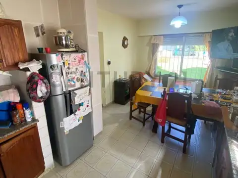 CASA EN VENTA EN RINGUELET