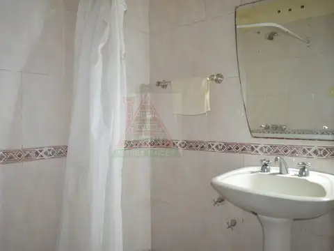 CHALET 5 AMBIENTES, VENTA EN VICTORIA