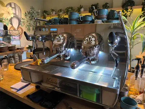 Excelente Bar/Cafeteria, Fondo de comercio  en Caballito