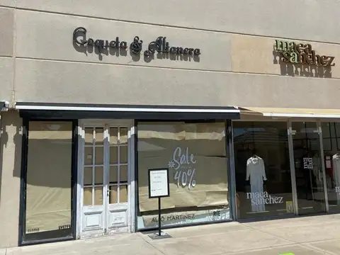 Fisherton Plaza Open Mall