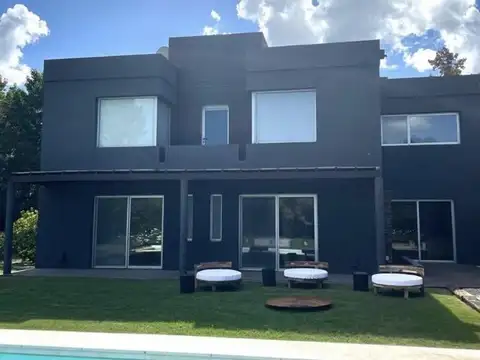 Venta Casa en Altos del Pilar | VCO Propiedades