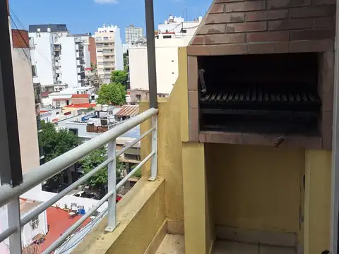 B Mitre 4400, Piso 7