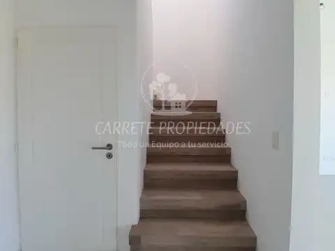 Casa en Venta en El Canton, USD 265.000