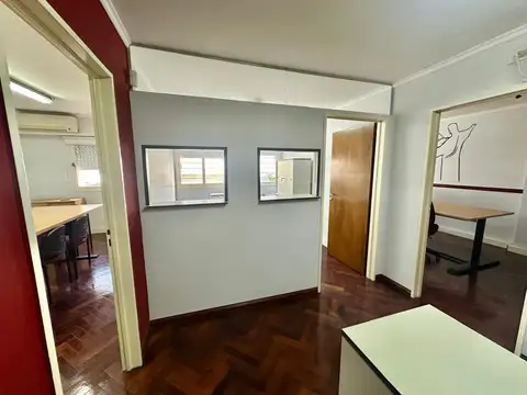 Oficina en Venta al Este