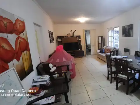 Depto Tipo Casa en Venta en Centro, USD 130.000