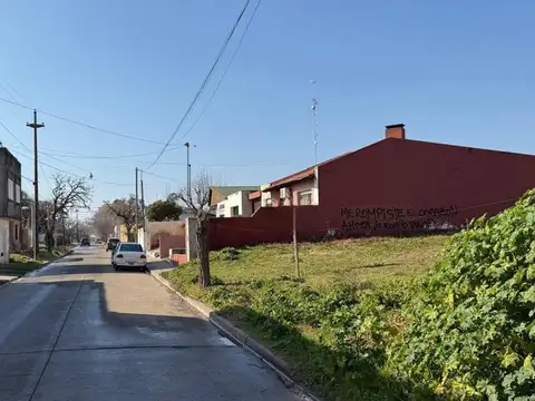 EXCELENTE TERRENO, UBICACION PRIVILEGIADA