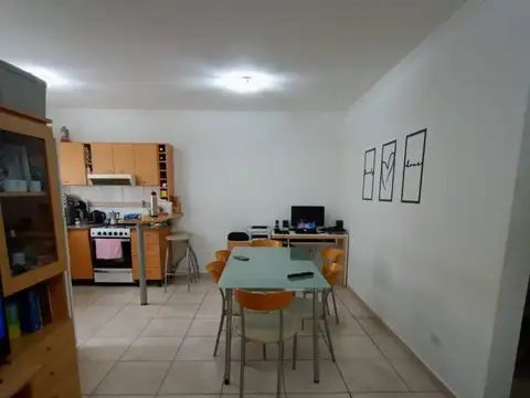 Depto Tipo Casa 3 ambientes con 1 baño