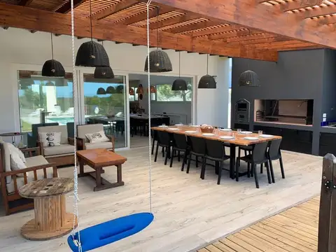 Casa en Venta en Barrio Cerrado Costa Esmeralda, USD 295.000