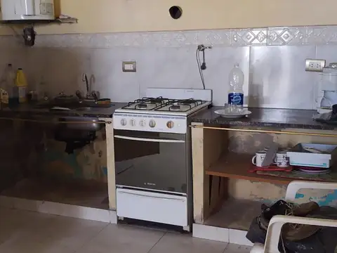 Terreno 8,66 x 62,75 mts  Lanús Este