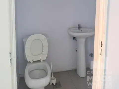 Local en Venta, excelente ubicación Belén De Escobar