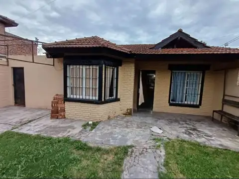 Intendente Juan Irigoin 4600