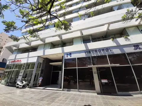 Bernardo De Irigoyen al 600