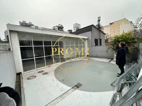 Local en Venta 40 años