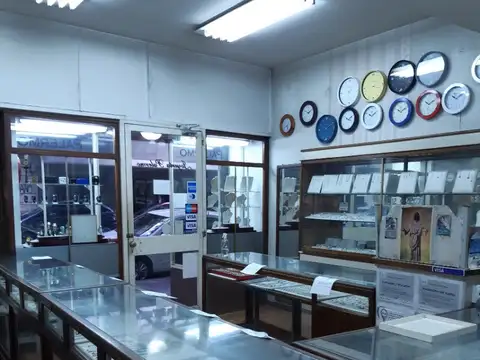 Local en Venta Via Pública